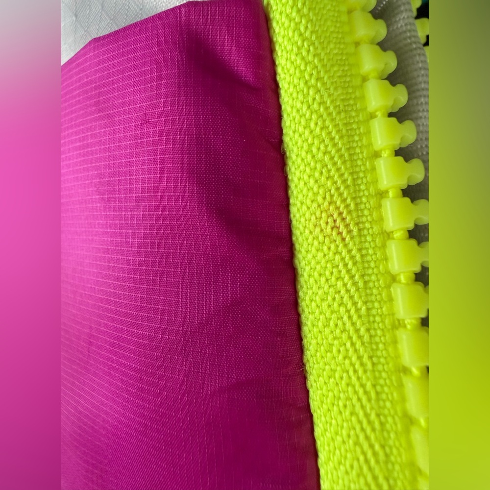 Lululemon Pink and Green‎  Crossbody Bag - Picture 4 of 7